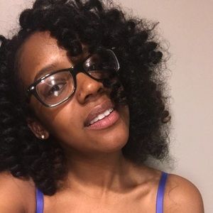 Meet your Posher, Chenee